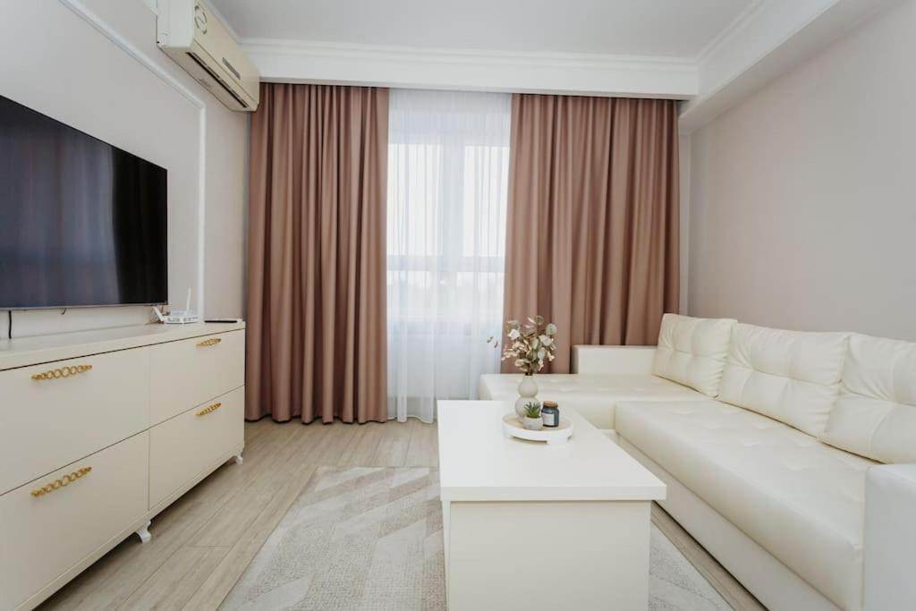 Ellina Apartments Parklake Kiszyniów Zewnętrze zdjęcie