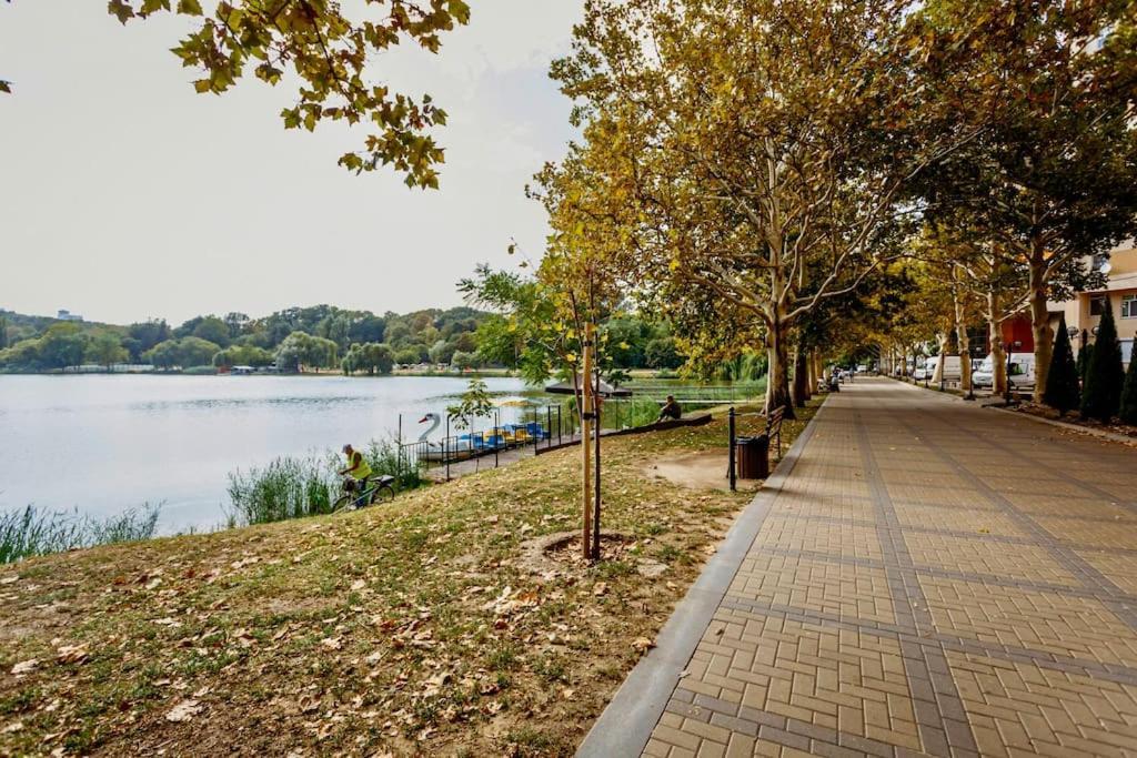 Ellina Apartments Parklake Kiszyniów Zewnętrze zdjęcie